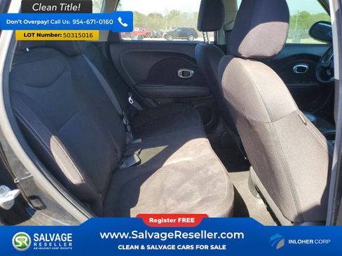 Used 2016 Kia Soul w/ Option Group 020 FWD image 15