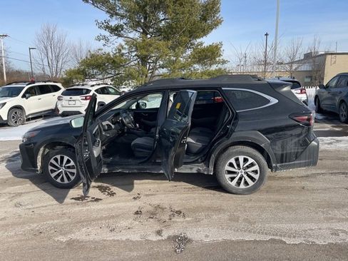 Certified 2024 Subaru Outback Premium image 16