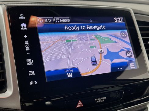 Used 2017 Honda Pilot Touring image 34