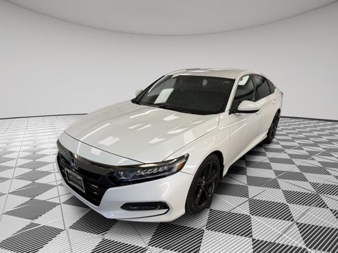 Used 2018 Honda Accord Sport image 1