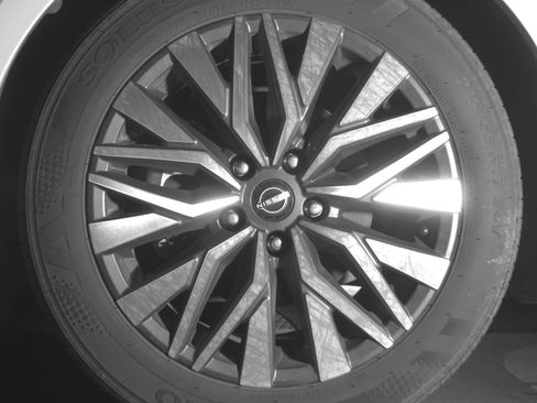 Used 2025 Nissan Altima 2.5 SV FWD image 15