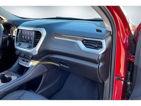 Used 2023 GMC Acadia SLE w/ Driver Convenience Package image 26