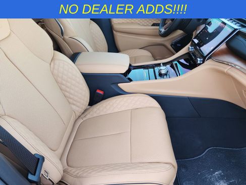 New 2025 Jeep Grand Cherokee L Summit image 13