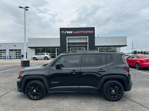 Used 2021 Jeep Renegade Latitude FWD image 16
