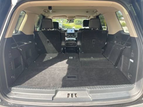 Certified 2024 Ford Expedition XLT AWD/4WD image 20