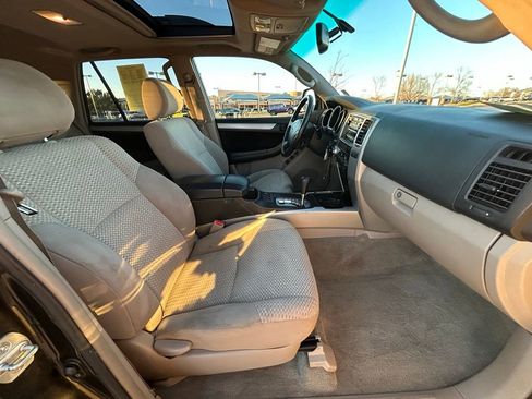 Used 2007 Toyota 4Runner SR5 image 27