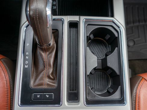 Used 2018 Ford F150 King Ranch w/ Equipment Group 601A Luxury image 30