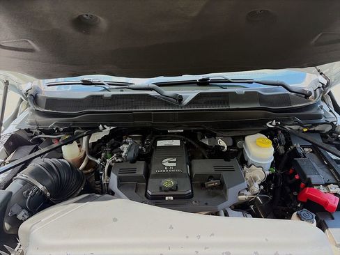 Used 2022 RAM 2500 Laramie AWD/4WD image 30