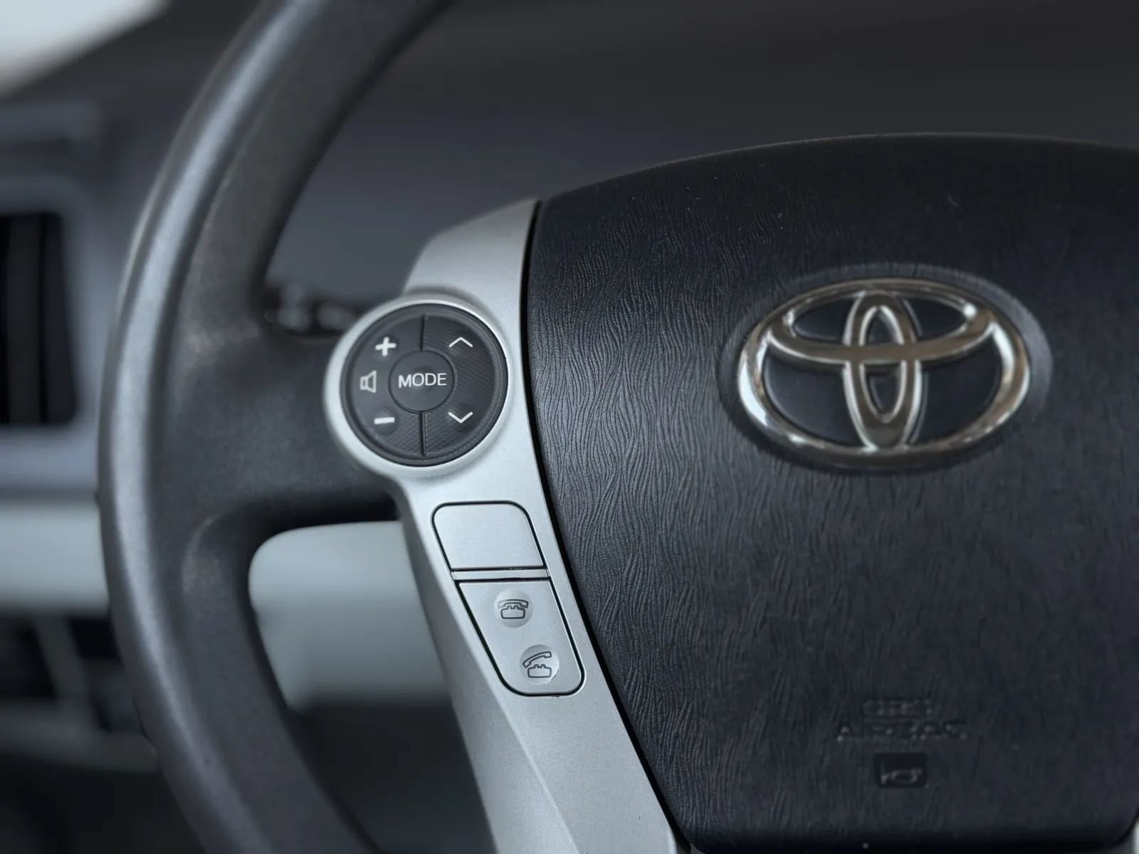 Used 2014 Toyota Prius Two FWD image 21
