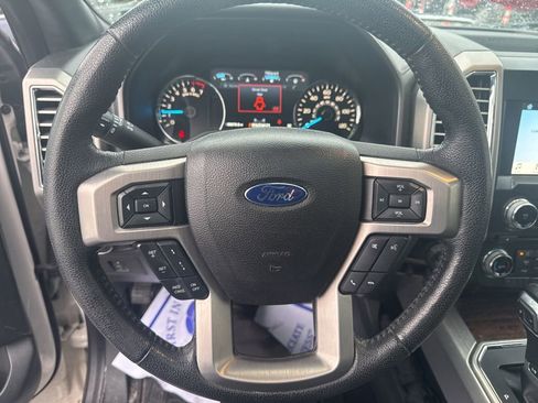 Used 2016 Ford F150 Platinum w/ Equipment Group 701A Luxury image 14