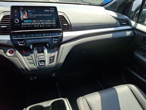 Certified 2026 Honda Odyssey Sport-L image 16