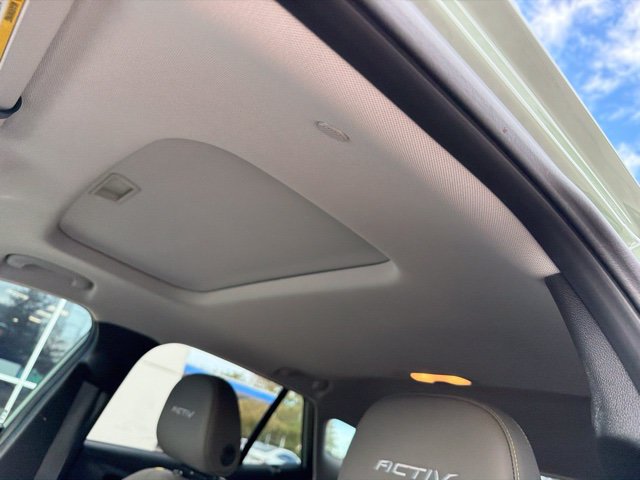 Used 2024 Chevrolet Trax ACTIV w/ Sunroof Package FWD image 13