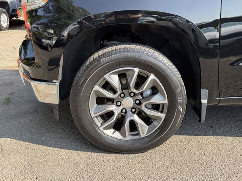 Certified 2023 Chevrolet Silverado 1500 LT AWD/4WD image 8