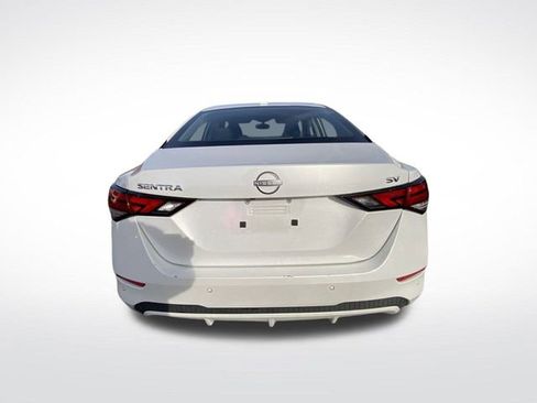 Used 2024 Nissan Sentra SV image 9