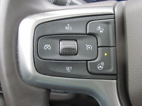 Used 2023 Chevrolet Tahoe Z71 w/ Off-Road Capability Package image 19