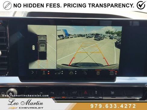 Used 2024 Chevrolet Silverado 1500 LT w/ Safety Package AWD/4WD image 27