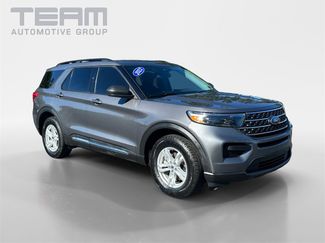 Used 2023 Ford Explorer XLT video 1