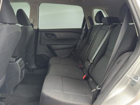 Used 2024 Nissan Rogue S FWD image 14