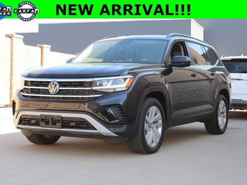 Used 2021 Volkswagen Atlas SE image 1