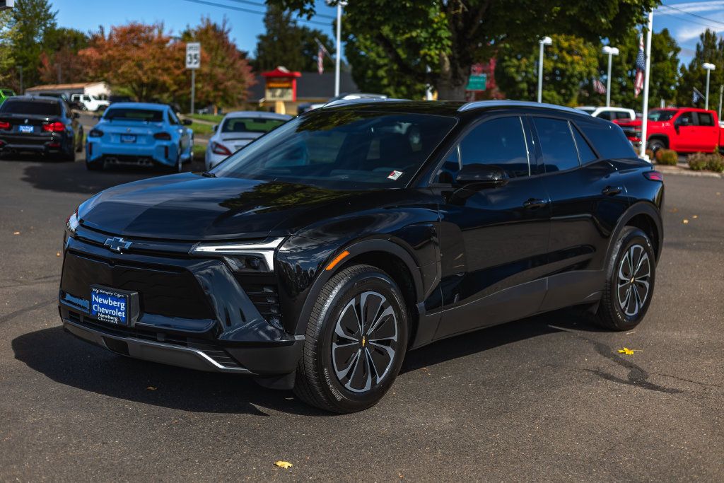 Used 2024 Chevrolet Blazer EV LT AWD/4WD image 4