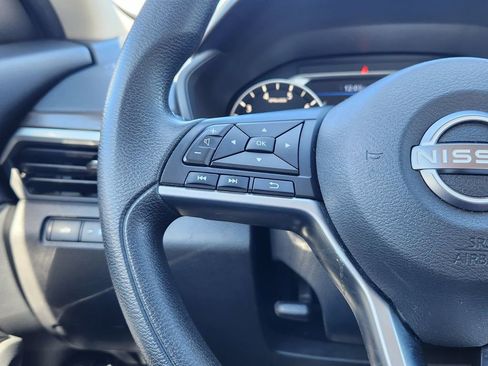 Used 2023 Nissan Altima 2.5 SV image 16