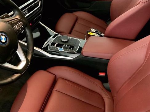 Used 2023 BMW i4 eDrive35 RWD image 8