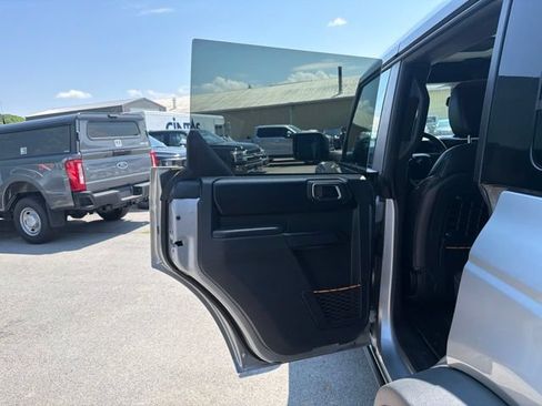 Used 2024 Ford Bronco Badlands AWD/4WD image 43