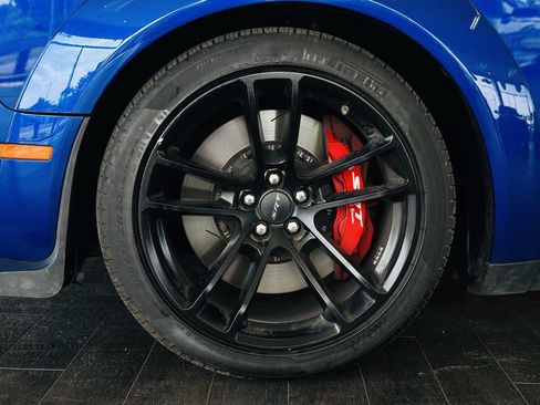 Used 2022 Dodge Challenger SRT Hellcat RWD image 32