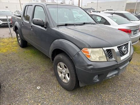 Used 2013 Nissan Frontier SV image 4