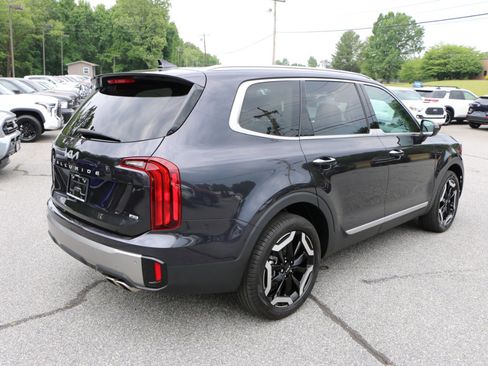Used 2025 Kia Telluride S AWD/4WD image 8