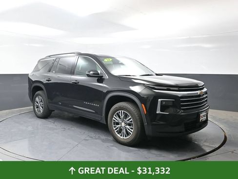 Used 2024 Chevrolet Traverse LT FWD image 5