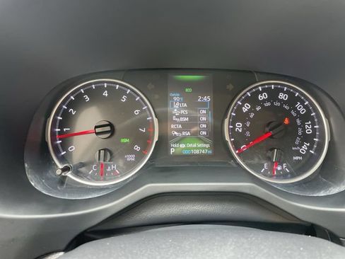 Used 2020 Toyota RAV4 LE w/ All Weather Liner Package AWD/4WD image 15