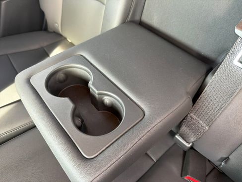 Used 2024 GMC Canyon Elevation w/ Elevation Premium Package image 23