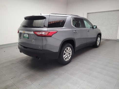 Used 2019 Chevrolet Traverse LT FWD image 9