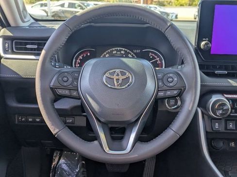Used 2025 Toyota RAV4 XLE Premium image 17