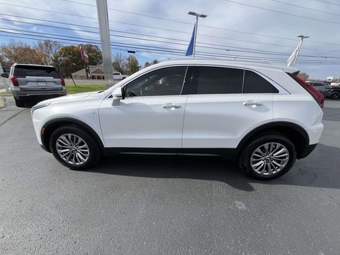 Used 2024 Cadillac XT4 Premium Luxury w/ Active Safety Package image 4
