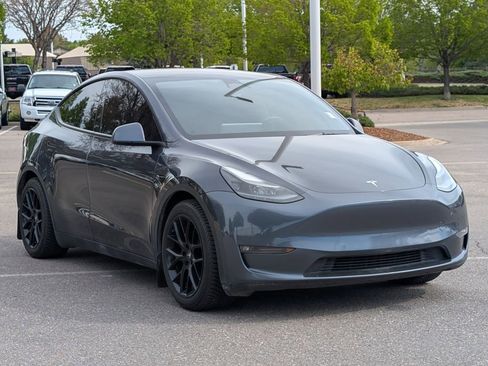 Used 2021 Tesla Model Y Performance AWD/4WD image 8