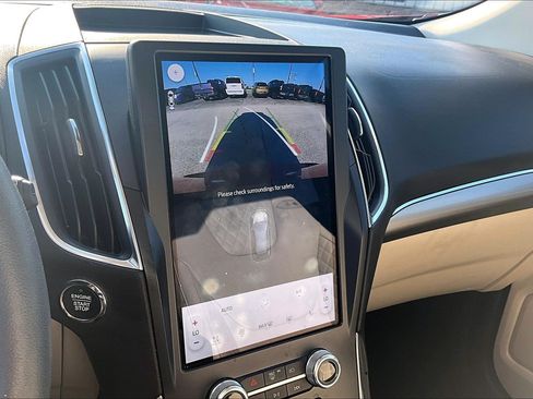 Used 2023 Ford Edge Titanium w/ Equipment Group 301A AWD/4WD image 30