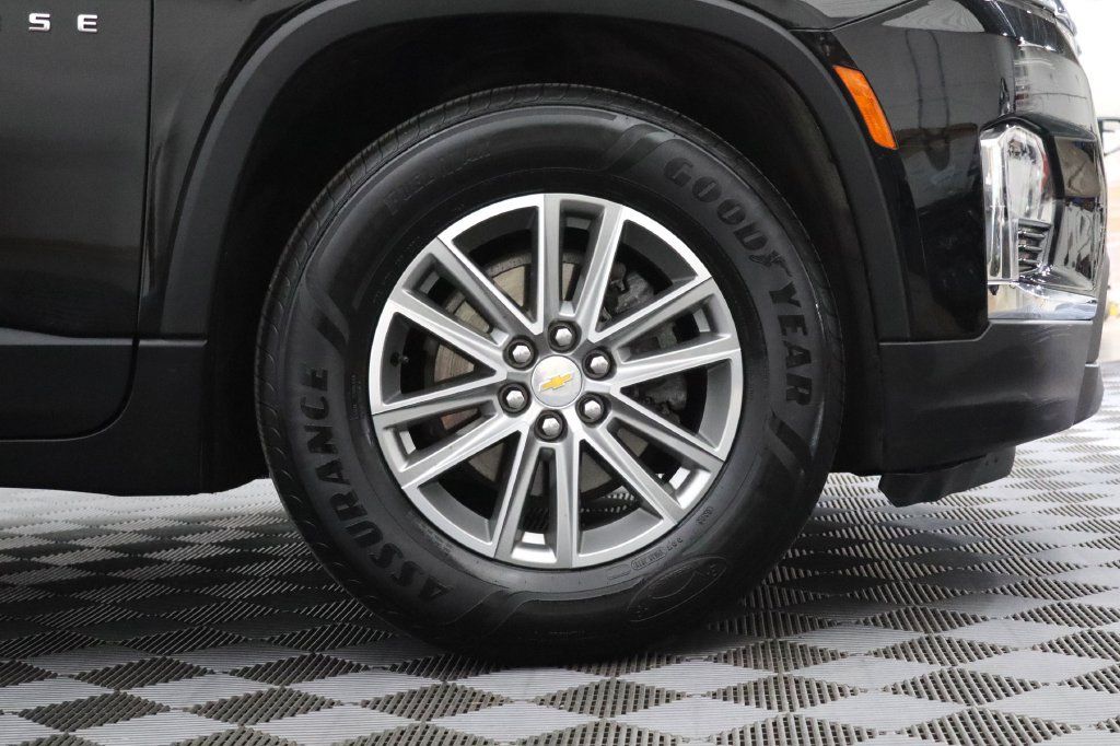 Used 2023 Chevrolet Traverse LT AWD/4WD image 4