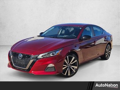 Used 2021 Nissan Altima 2.5 SR w/ SR Premium Package