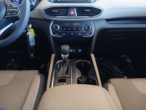 Used 2019 Hyundai Santa Fe SE FWD image 11