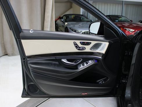Used 2018 Mercedes-Benz S 450 Sedan image 39