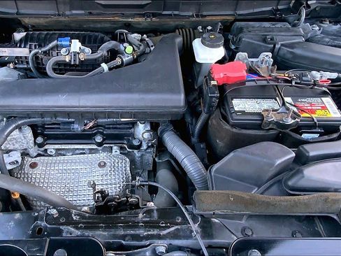 Used 2014 Nissan Rogue SV w/ SV Premium Package image 30