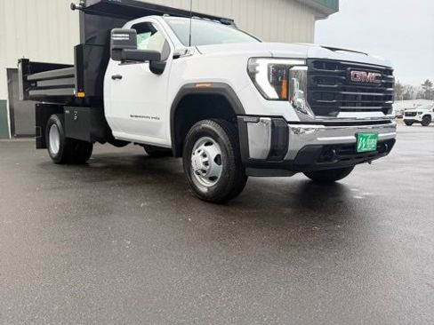 New 2026 GMC Sierra 3500 Pro w/ Convenience Package image 4