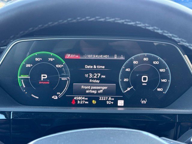 Used 2024 Audi Q8 e-tron Premium Plus w/ Premium Plus Package AWD/4WD image 10
