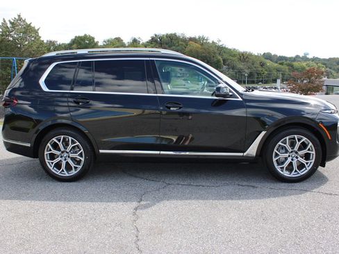 New 2026 BMW X7 xDrive40i w/ Executive Package image 9