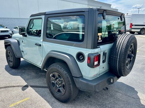Used 2024 Jeep Wrangler Sport AWD/4WD image 4