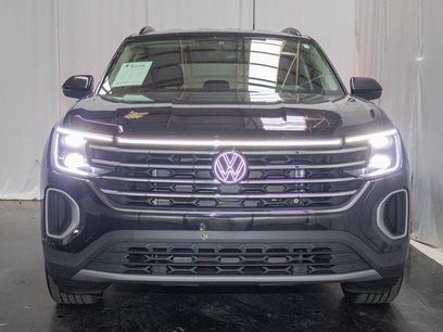 Used 2025 Volkswagen Atlas SE