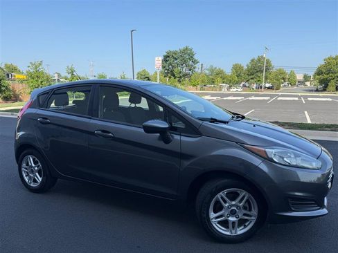 Used 2019 Ford Fiesta SE FWD image 14