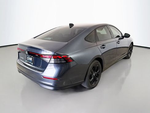 Certified 2025 Honda Accord SE image 7